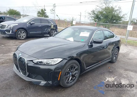 2023 BMW I4 Edrive35 z USA, uszkodzony, nr VIN WBY43AW00PFP48937